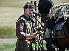 Knightfall: 1x02 „Find Us The Grail” - zdjęcia promocyjne