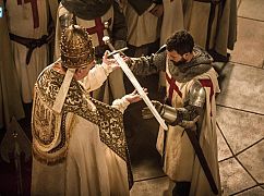 Knightfall: 1x02 „Find Us The Grail” - zdjęcia promocyjne