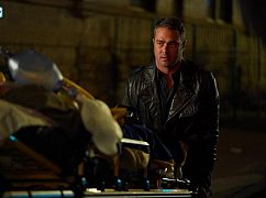 Chicago Fire: 6x08 „The Whole Point of Being Roommates” - zdjęcia promocyjne