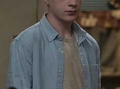 Speechless: 2x11 „N-E--NEW Y--YEAR'S E-- EVE” - zdjęcia promocyjne