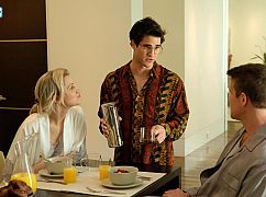 American Crime Story: 2x01 „The Man Who Would Be Vogue” - zdjęcia promocyjne