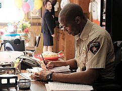Kevin (Probably) Saves the World: 1x12 „Caught White-Handed” - zdjęcia promocyjne