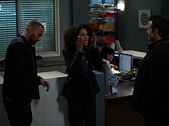 Chirurdzy: 14x09 „1-800-799-7233” - zdjęcia promocyjne