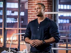 Arrow: 6x10 „Divided” - zdjęcia promocyjne
