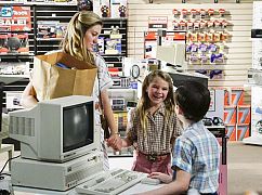 Young Sheldon: 1x12 „A Computer, a Plastic Pony, and a Case of Beer” - zdjęcia promocyjne