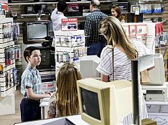 Young Sheldon: 1x12 „A Computer, a Plastic Pony, and a Case of Beer” - zdjęcia promocyjne