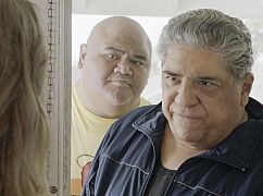 Hawaii 5.0: 8x15 „He pūkoʻa kani ʻāina” - zdjęcia promocyjne
