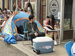 Alone Together: 1x04 „Pop Up” - zdjęcia promocyjne