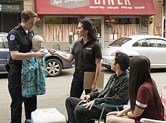 Alone Together: 1x04 „Pop Up” - zdjęcia promocyjne